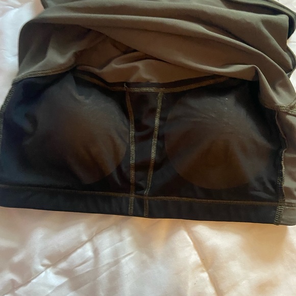 Old Navy Active Womens Camo Exercise Tank - Picture 3 of 3